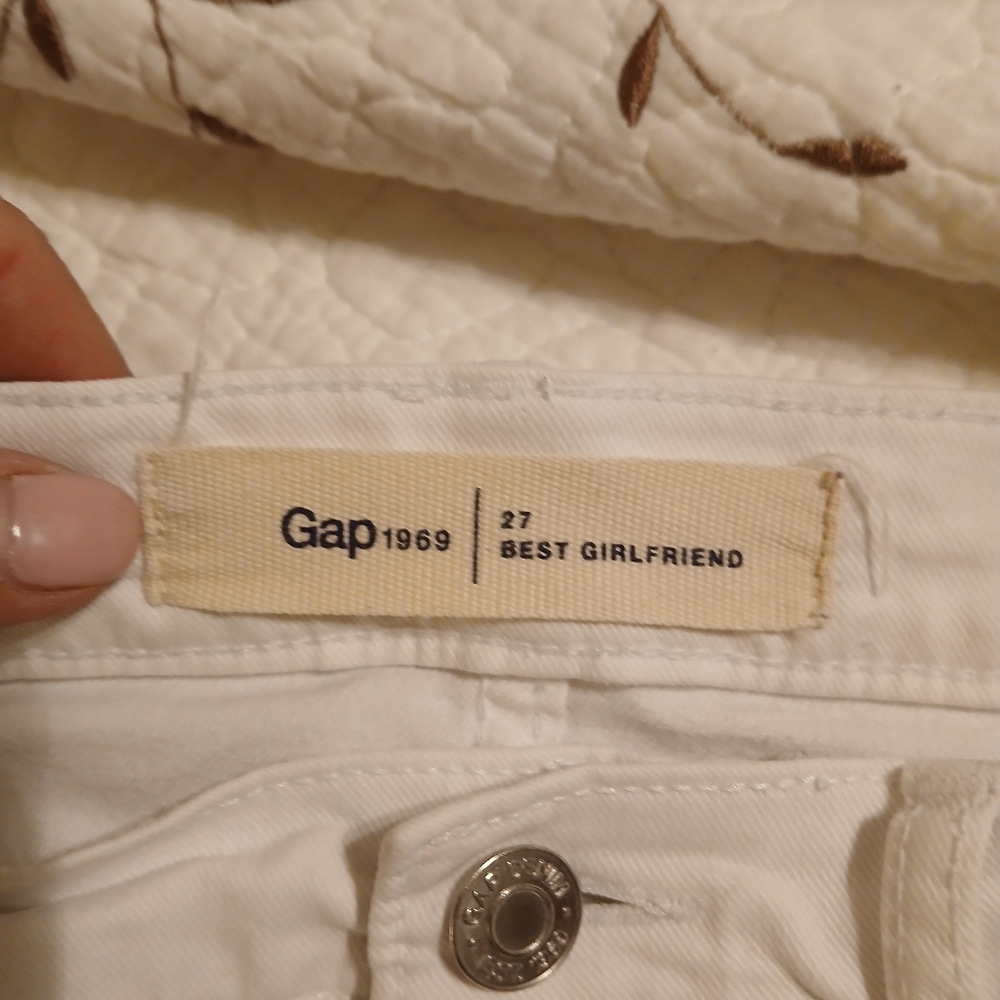 Gap jeans size 27